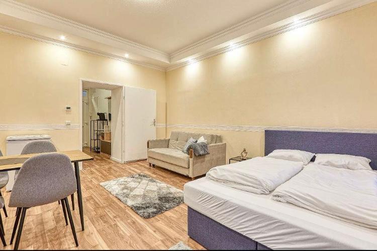 Lovely Airbnb Near Schoenbrunn Apartment Wien Ngoại thất bức ảnh